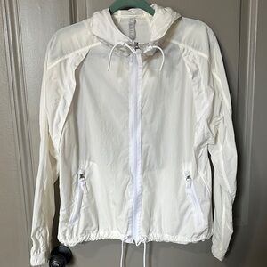 Athleta Off-White Hooded Rain/Lightweight/Windbreaker Jacket. Size small